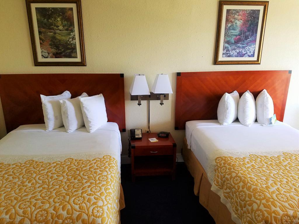 Days Inn & Suites By Wyndham Clermont Exteriér fotografie