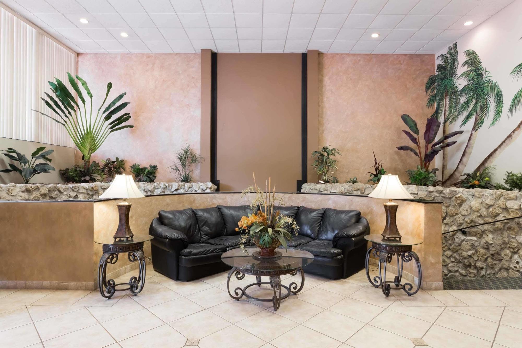 Days Inn & Suites By Wyndham Clermont Exteriér fotografie
