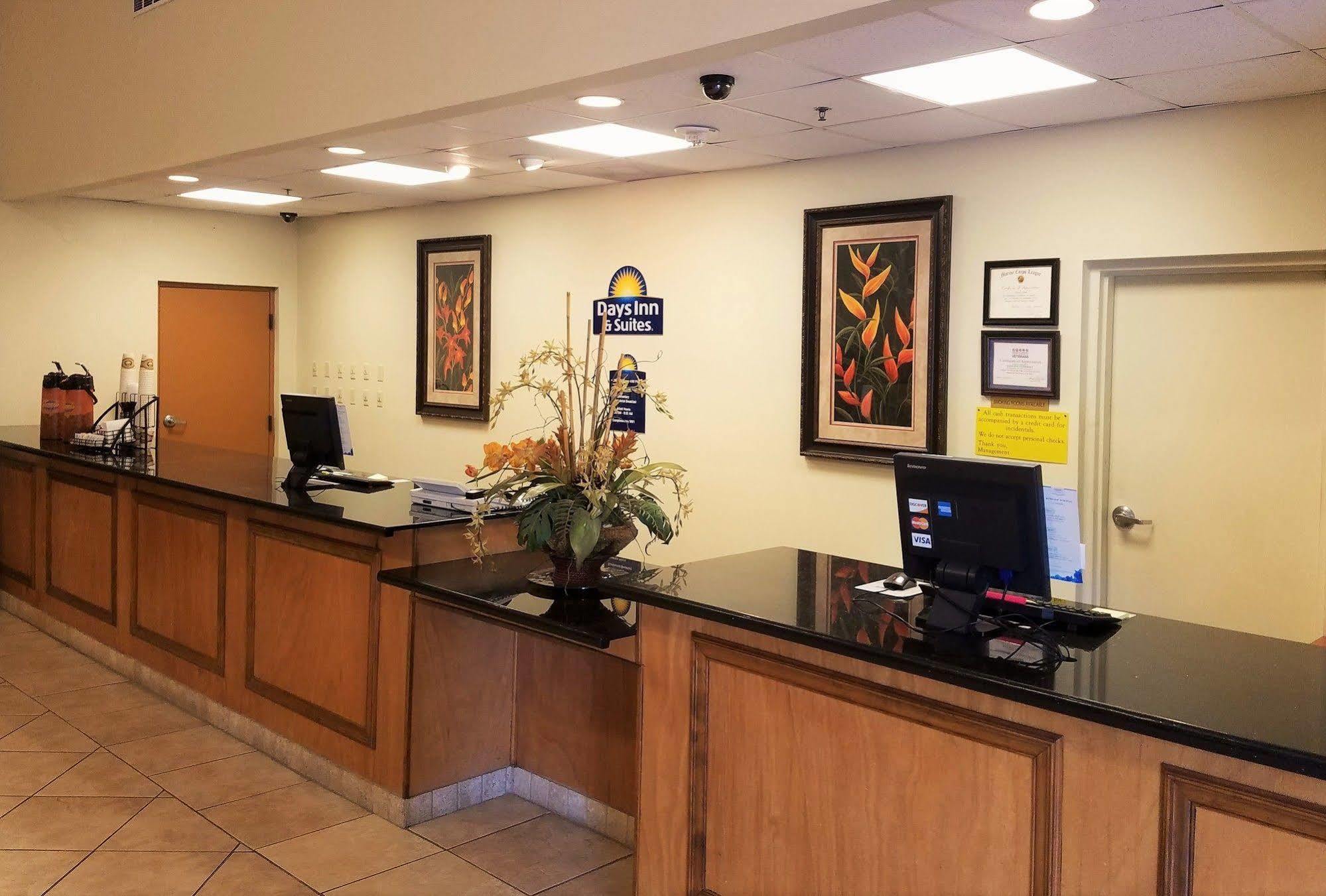 Days Inn & Suites By Wyndham Clermont Exteriér fotografie